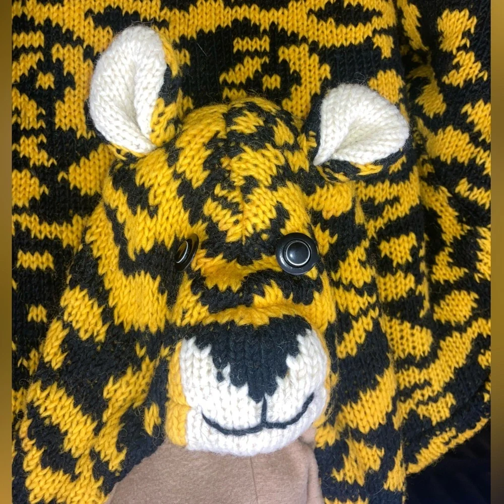 Yellow and Black Patterned Jacket with hoodie 100 % Wool UNIQUE - Picture 13 of 13